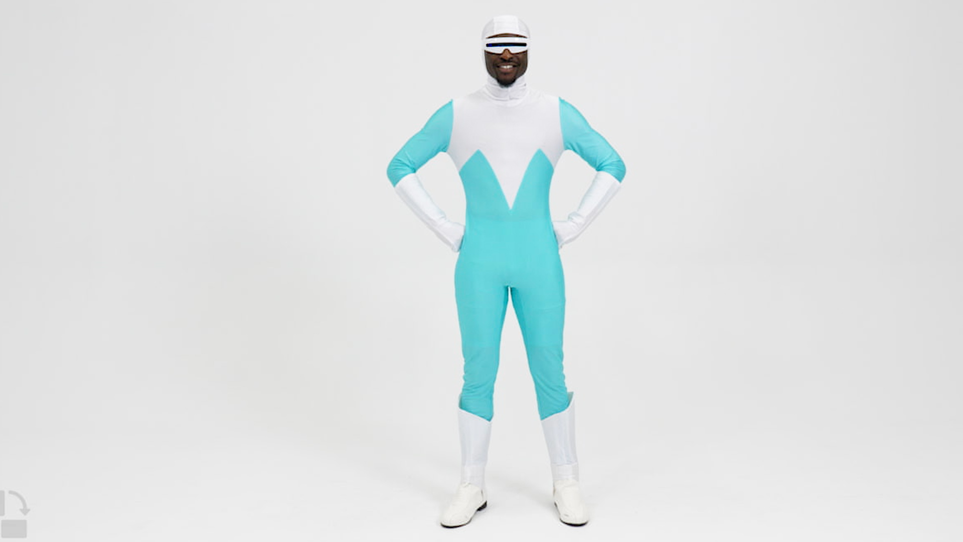 FUN4684AD The Incredibles Deluxe Adult Frozone